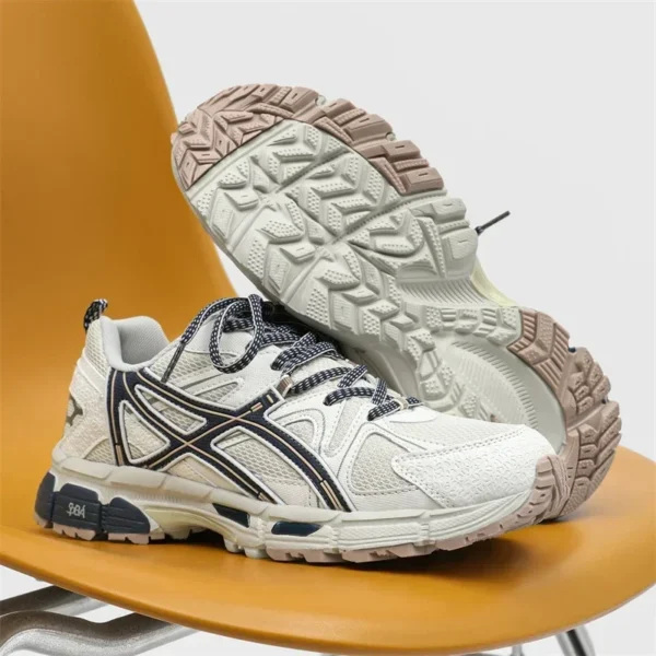 High Quality New Sneakers Men Women Fashion Casual Shoes with Neutral Anti Slip Anti Odor Performance Hot Selling Retro Run Shoe