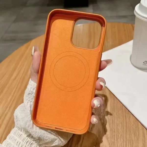 ⁦Luxury MagSafe Case for Apple iPhone 17 Pro Max 16 13 12 14 15 Plus Leather Official Style MacSafe Magnetic i Phone Cover Etui⁩ - الصورة ⁦5⁩