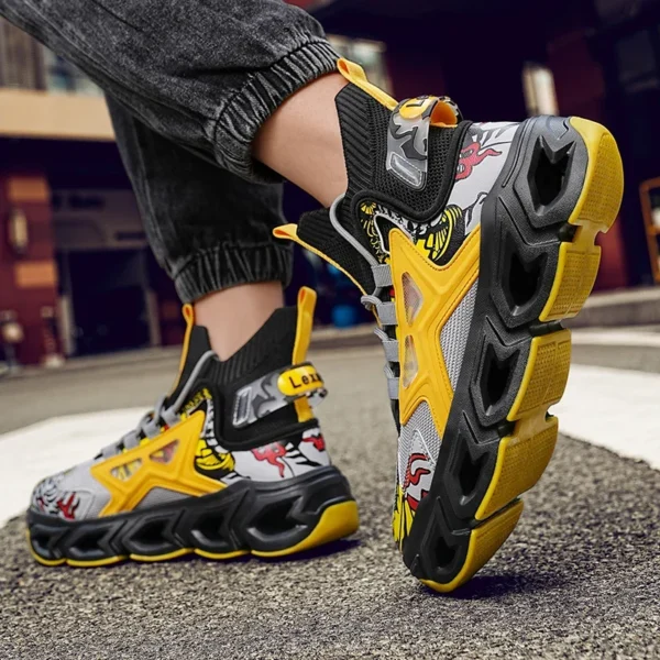 ⁦Shoes men Sneakers Male casual Mens Shoes tenis Luxury shoes Trainer Race Breathable Shoes fashion running Shoes for women⁩ - الصورة ⁦4⁩