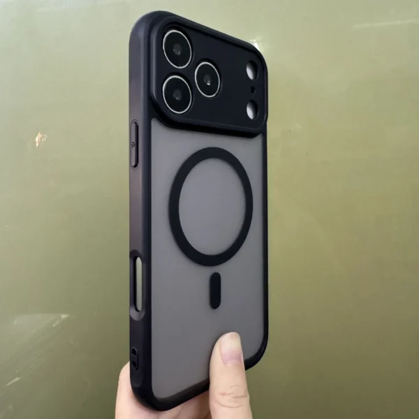⁦New Luxury Matte clear Case for iPhone 17 Pro Max with strap Camera Protect MagSafe Wireless Charging cover for 17 Pro max Cover⁩ - الصورة ⁦4⁩
