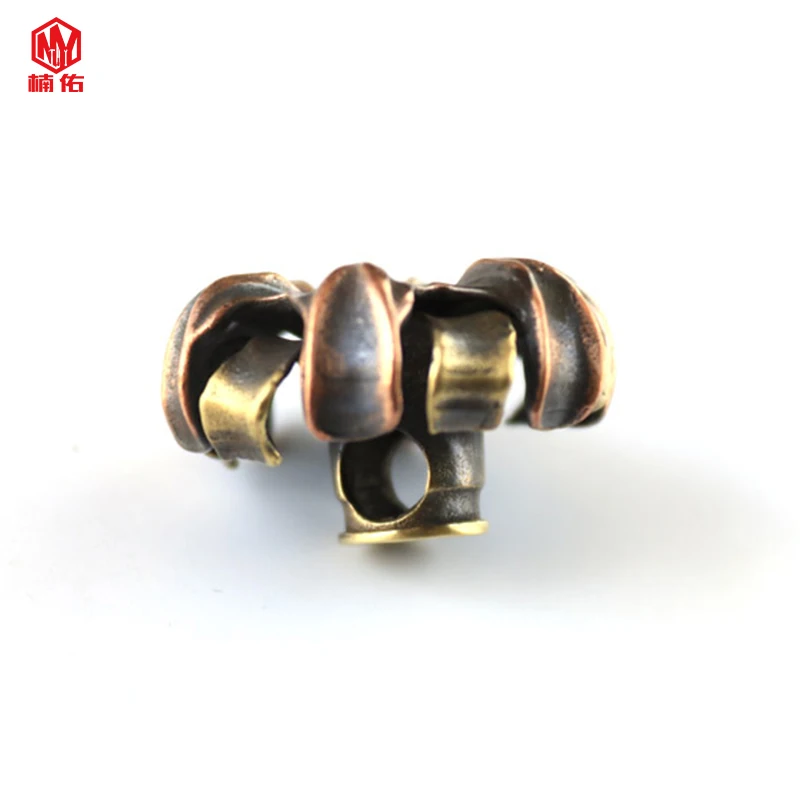 1 PCS Army Fan Couple Bullet Flower EDC Brass Knife Beads Outdoor Camping Tool Accessories Survival Parachute Paracord Beads - الصورة 3