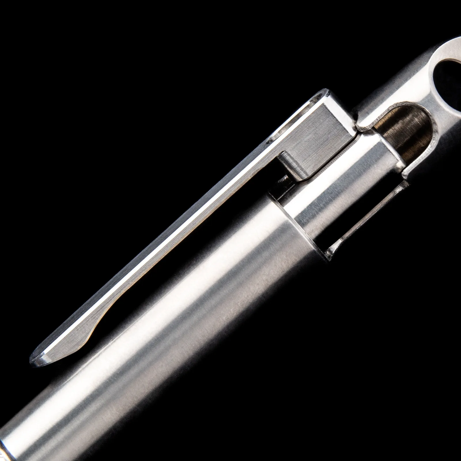 1PC EDC Outdoor Pocket Tool Titanium Alloy Tactical Pen Business Office Writing Signing Pen Push Pen - الصورة 3