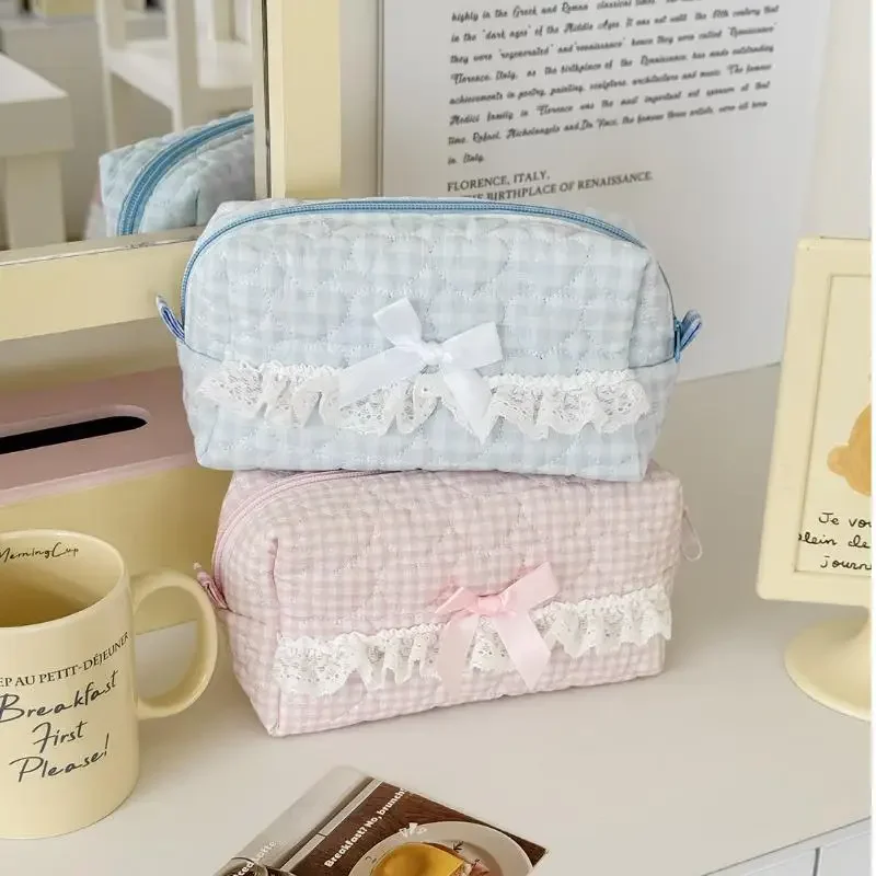 Cute Pink And Blue Checkered Lace Pencil Case Quilted Large Capacity Stationery Organizer For School Office Supplies Stor - الصورة 3