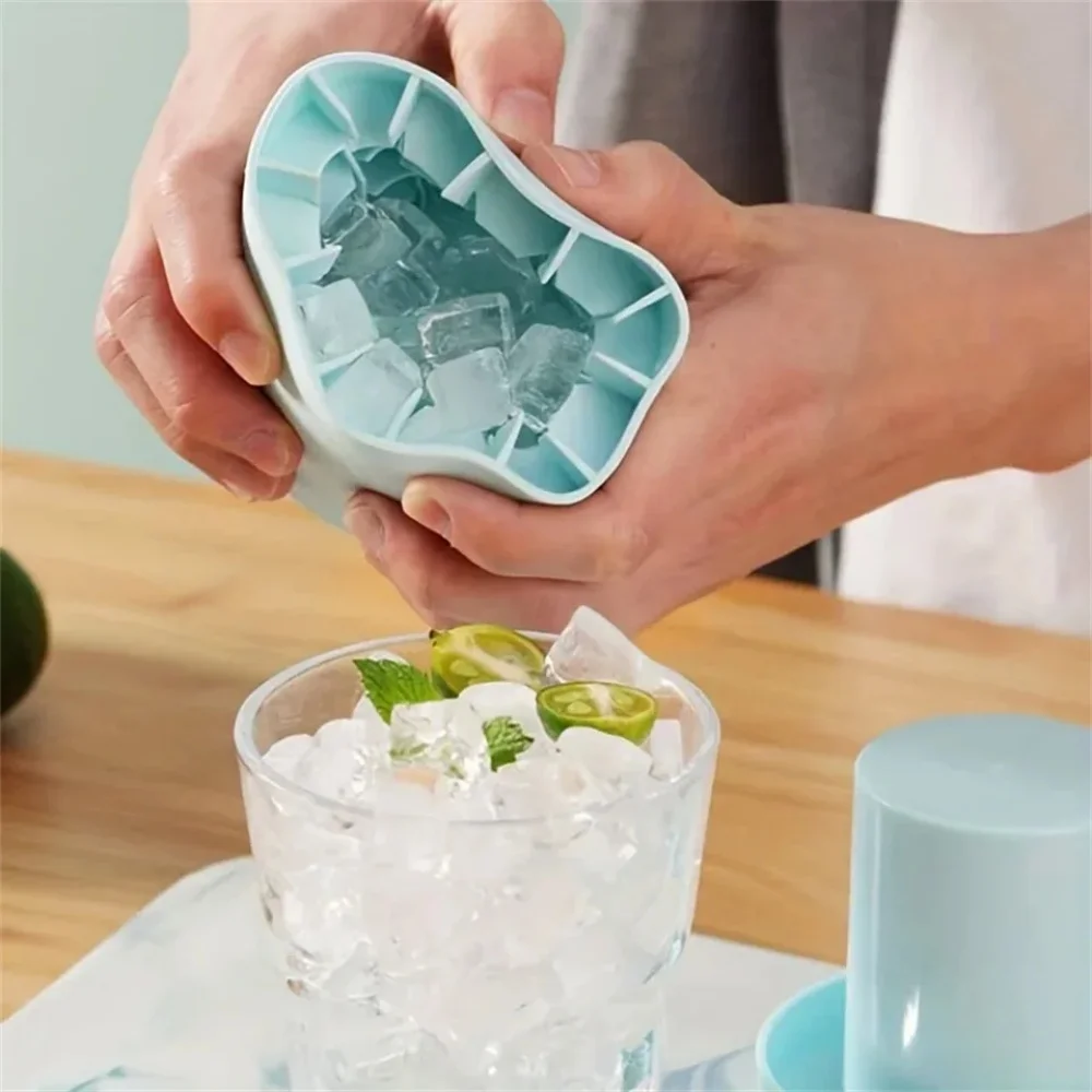 Ice Cubes Silicone Mold Mini Silicone Cylinder Ice Crate Household DIY Refrigerator Freeze Ice Maker Creative Barware Drink Tool - الصورة 2