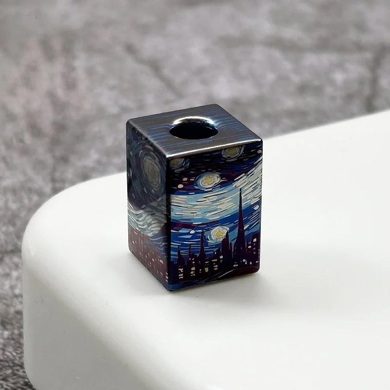 1PC Van Gogh Starry Night Titanium Alloy EDC Knife Bead Paracord Bead Flashlight Key Chain Stress Relief Push Card Pendant - الصورة 5