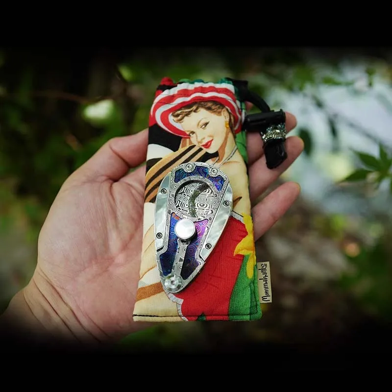 1PC Super Sharp Stainless Steel V-Shape Double Blade Folding Cigar Scissors Leather Case & Gift Box