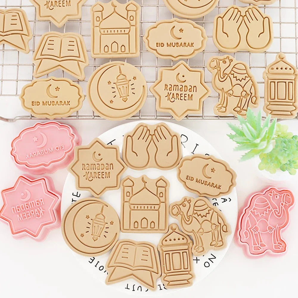8Pcs Eid Mubarak Cookie Cutters Ramadan Cookie Molds Moon Star Castle Biscuit Stamps Eid Pastry Tools Ramadan Decoration 2025 - الصورة 4