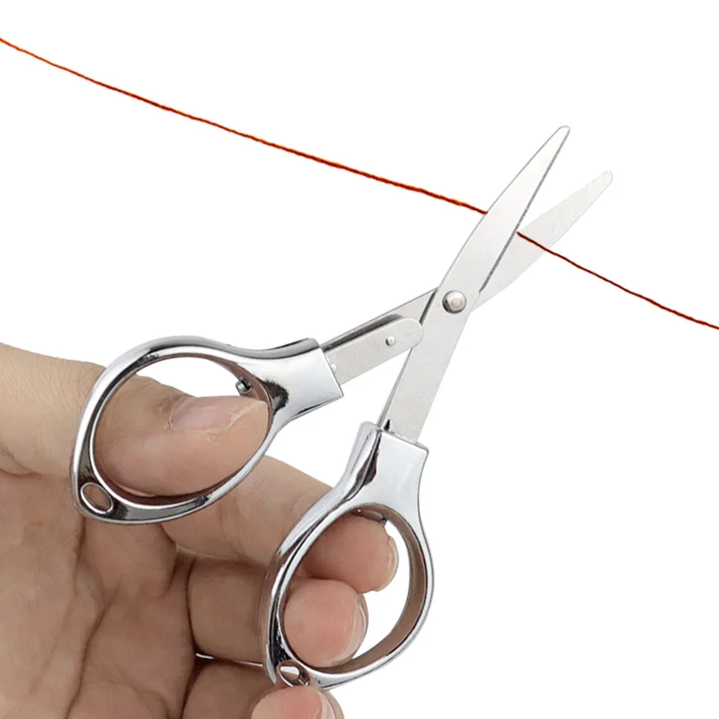 1pc Portable Folding 8-Shaped Small Scissors with Carbon Steel Blade for Easy Cutting Travel Folding Scissors - الصورة 4