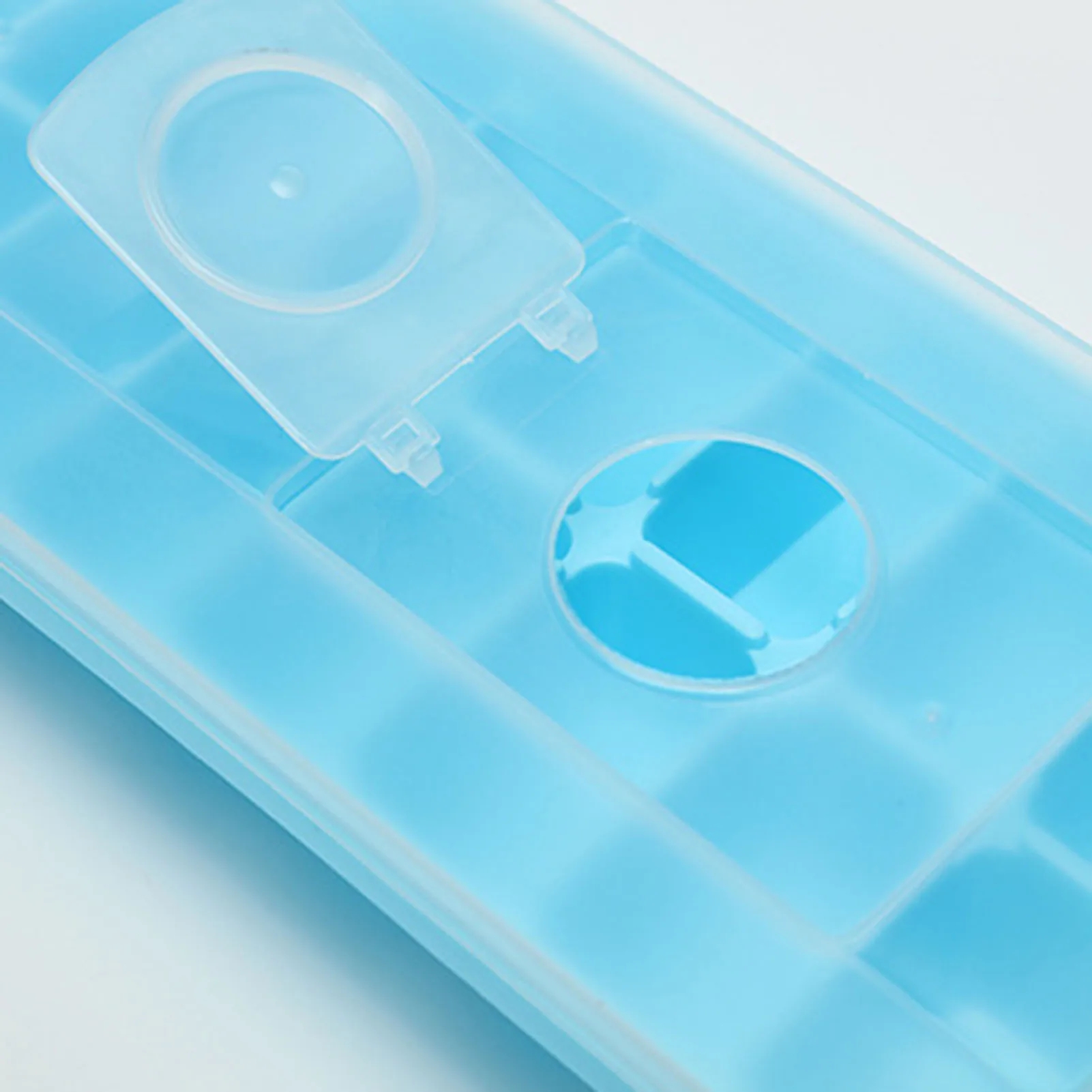 16 Grid Ice Cube Tray Silicone Mold Ice Cube Tray Mold DIY Ice Cube Maker Non-toxic Durable Bar Pub Wine Ice Blocks Maker - Image 4