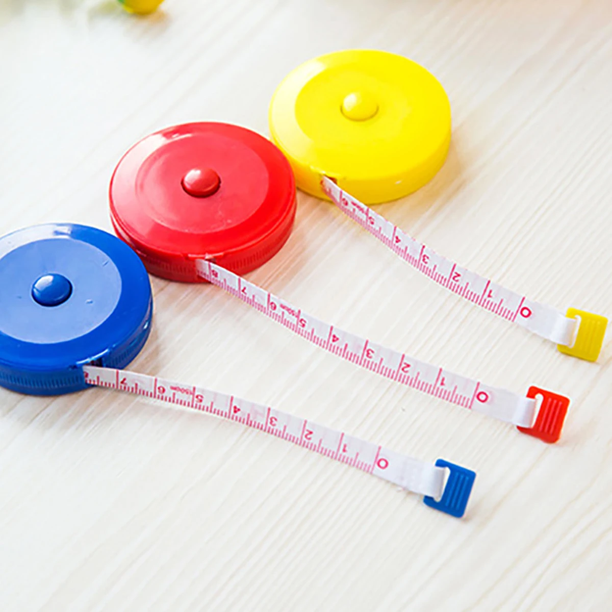1Pc Automatic Retractable Tailor Measuring Tape Double-Sided Scale One Side 60inch the Other Side 150cm Household Body Measurement Height Measuring Tape