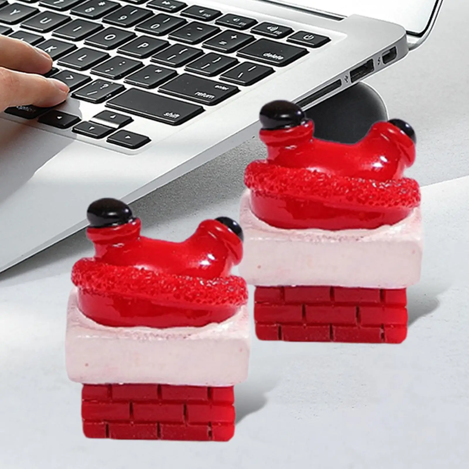 Mini Santa Figurines Miniature Tabletop Christmas Decor Collectible Santa Claus Ornament For Bedside Shelf Kitchen Dining Table - الصورة 5