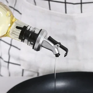 5Pcs Bottle Stopper Leak Proof Wine Bottle Kitchen Tools Gadget Stopper Cap Wine Pourer Dispenser Olive Oil Sprayer Gravy Boats