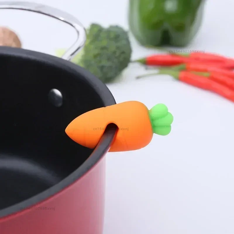 Cute Silicone Pot Lid Anti-spill Rack Heat-resistant Anti-Overflow Stoppers Pot Cover Lifter Holder Creative Kitchen Tool Gadget - الصورة 2