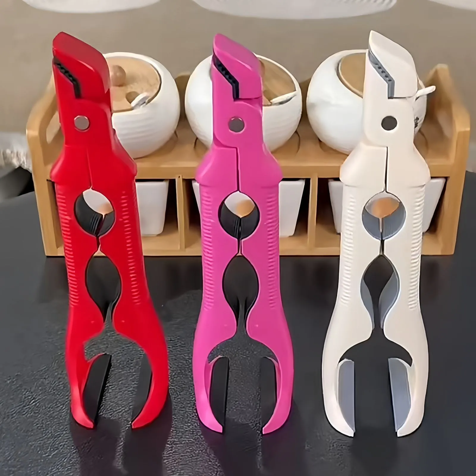 1PC Silicone Anti-Burn Kitchen Gadget Pot Holder Lifter Dish Bowl Protective Anti-Scalding Clip Accessory - الصورة 4
