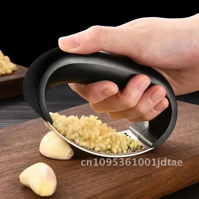 Manual Garlic Press Crusher Stainless Steel Kitchen Gadget Vegetable Fruit Mincer Chopping Tool Kitchen Accessories